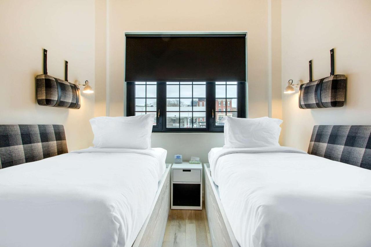 Gowanus Inn & Yard Нью-Йорк Экстерьер фото